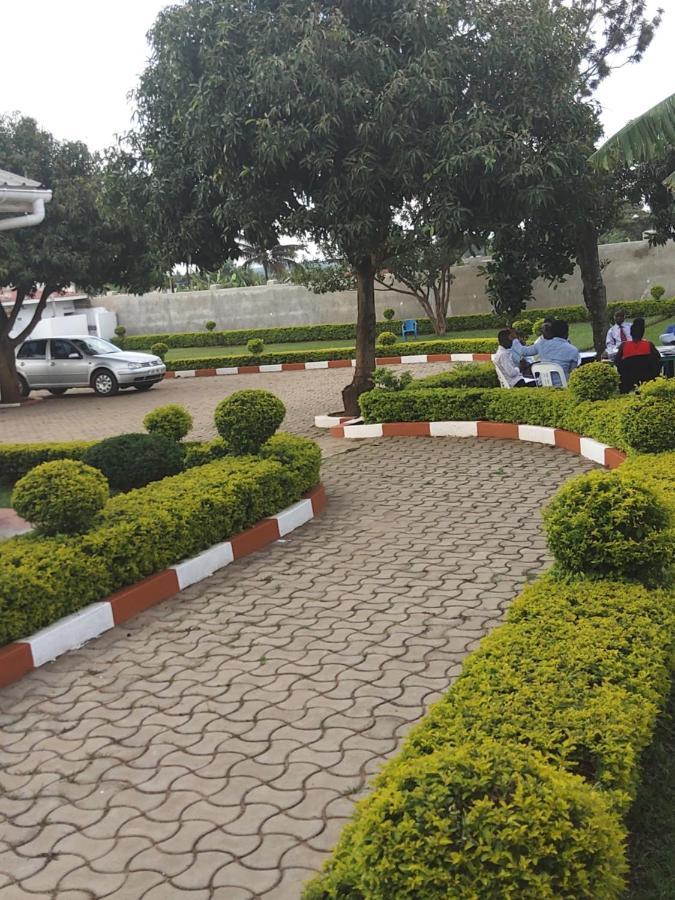 Lucia Villas Mbale Exteriér fotografie