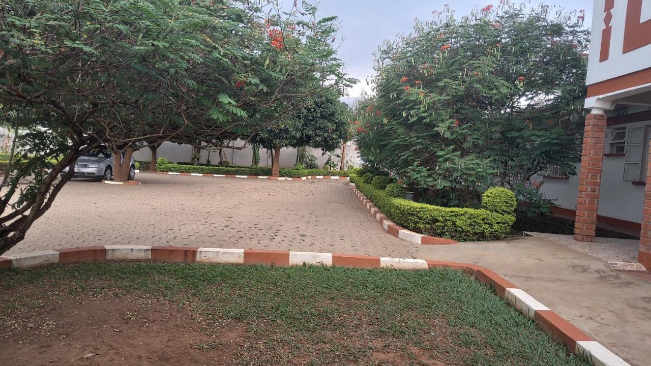 Lucia Villas Mbale Exteriér fotografie