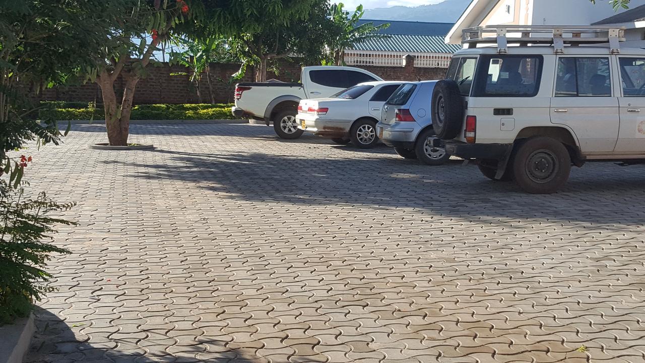 Lucia Villas Mbale Exteriér fotografie
