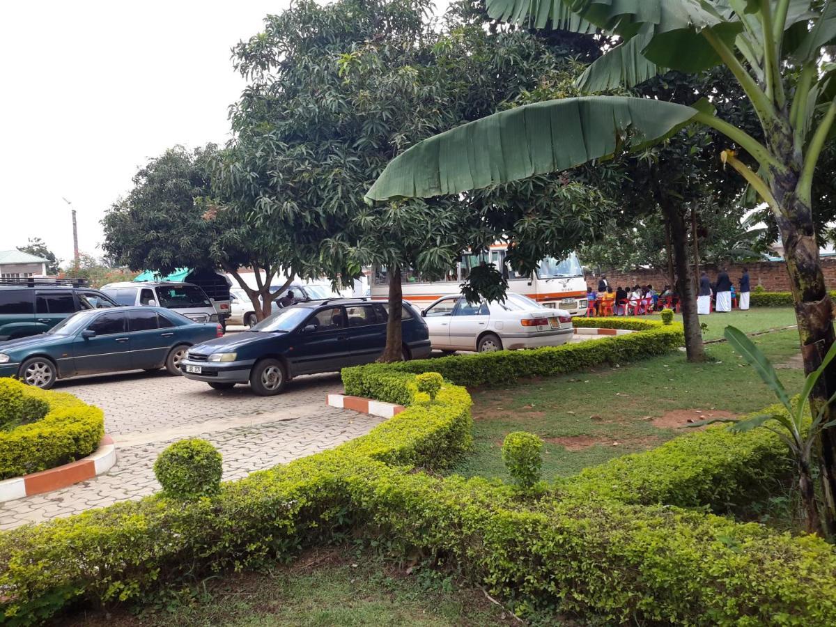 Lucia Villas Mbale Exteriér fotografie